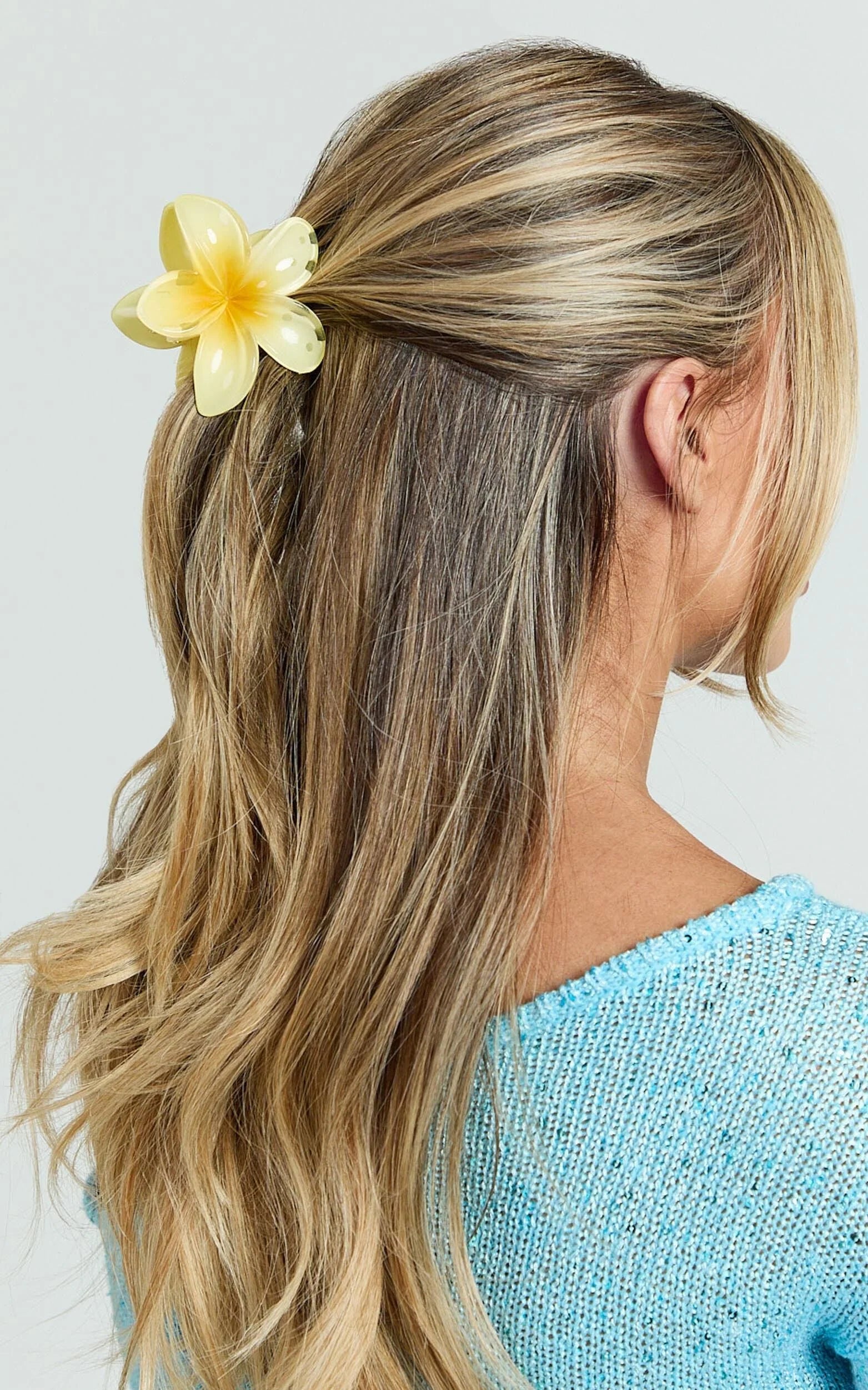 Olga Hair Clip - Flower Claw Clip in Yellow
